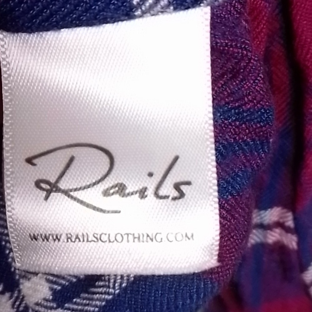 Rails NWOT Plaid Cropped Button Down XS - Picture 9 of 11
